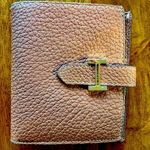 Leather wallet in very good condition